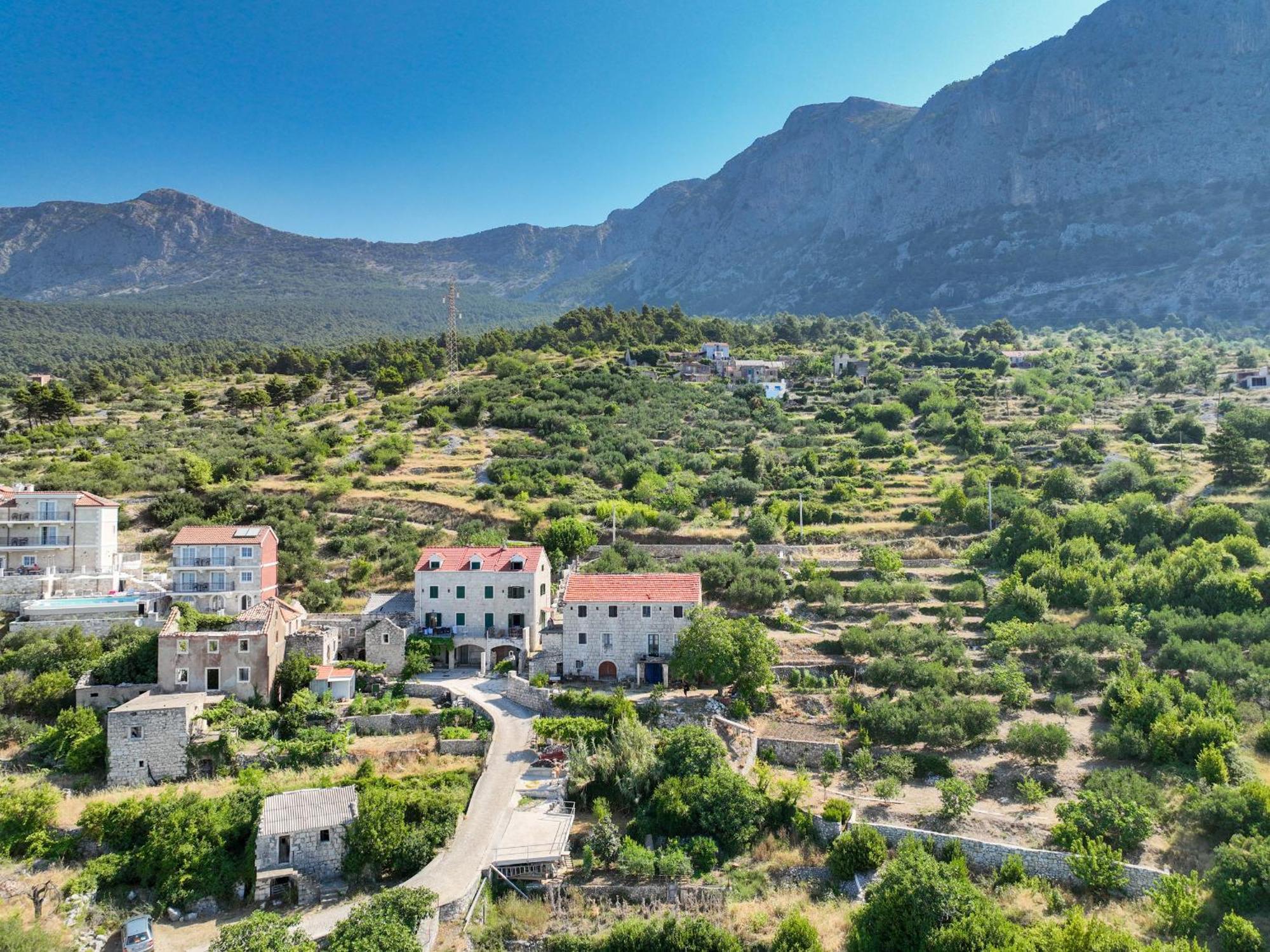Villa Stone House Kurtic Stara Podgora Exterior foto