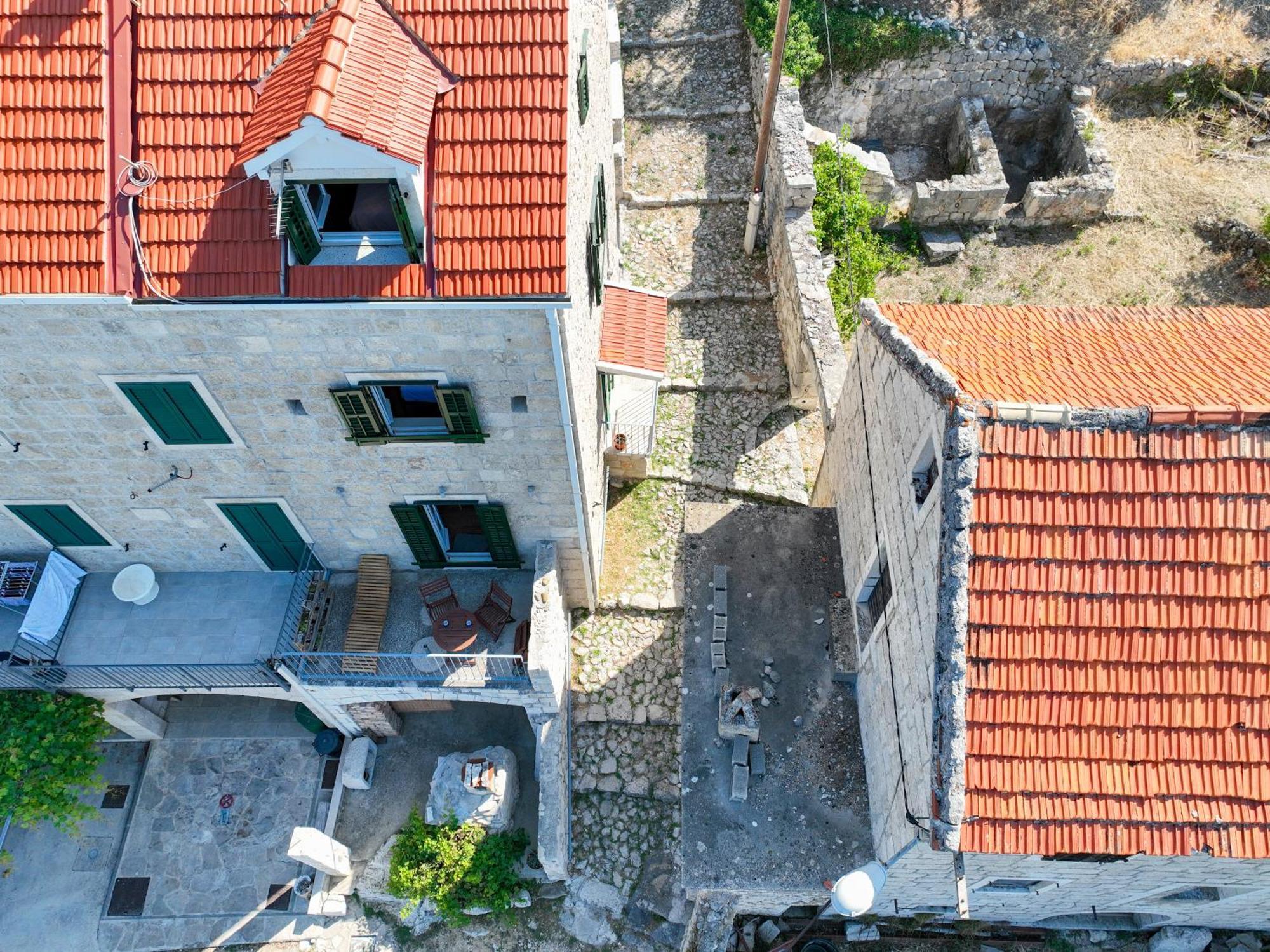 Villa Stone House Kurtic Stara Podgora Exterior foto